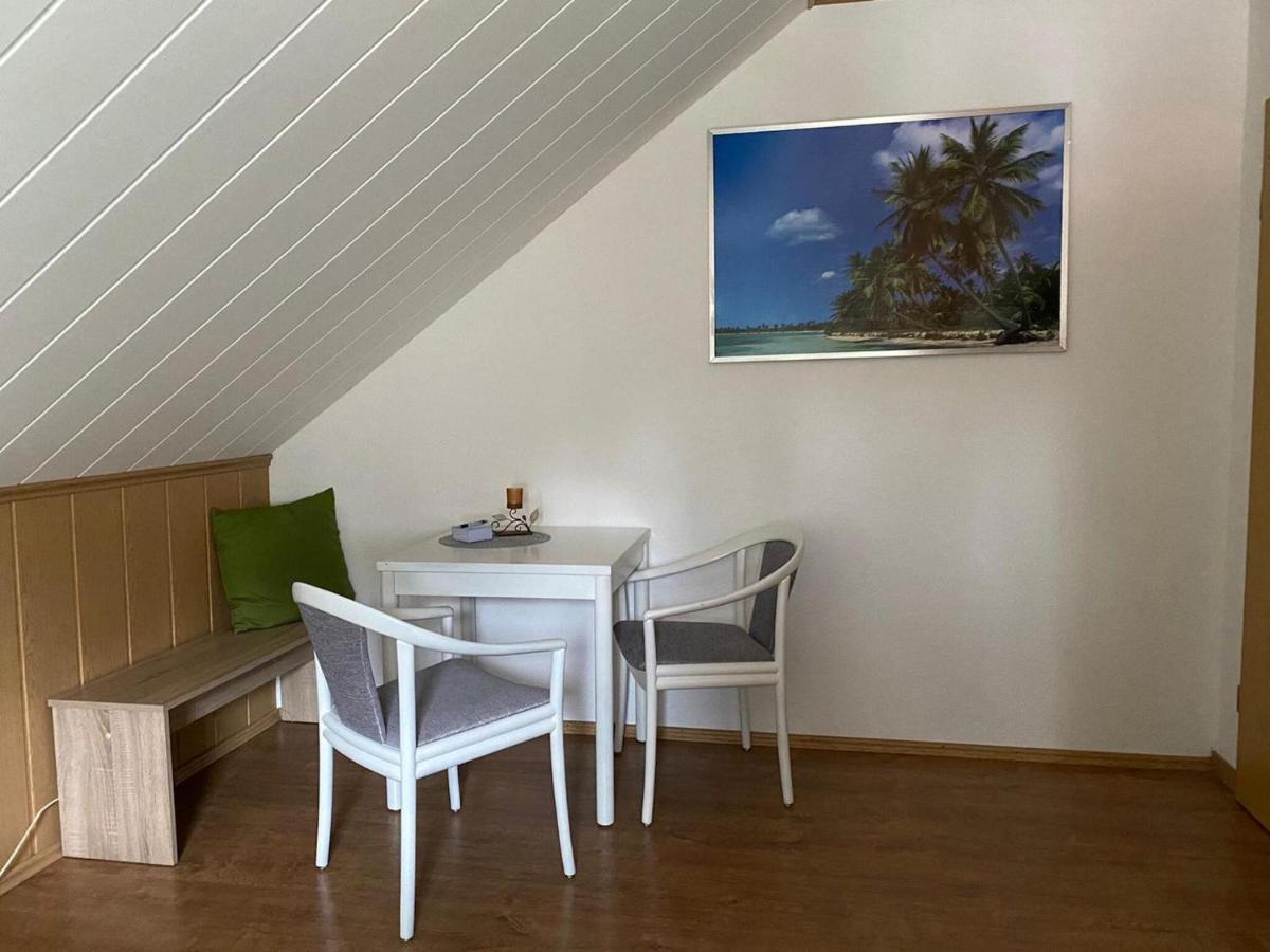 Nieheim Cozy Apartment In Merlsheim With Garden מראה חיצוני תמונה