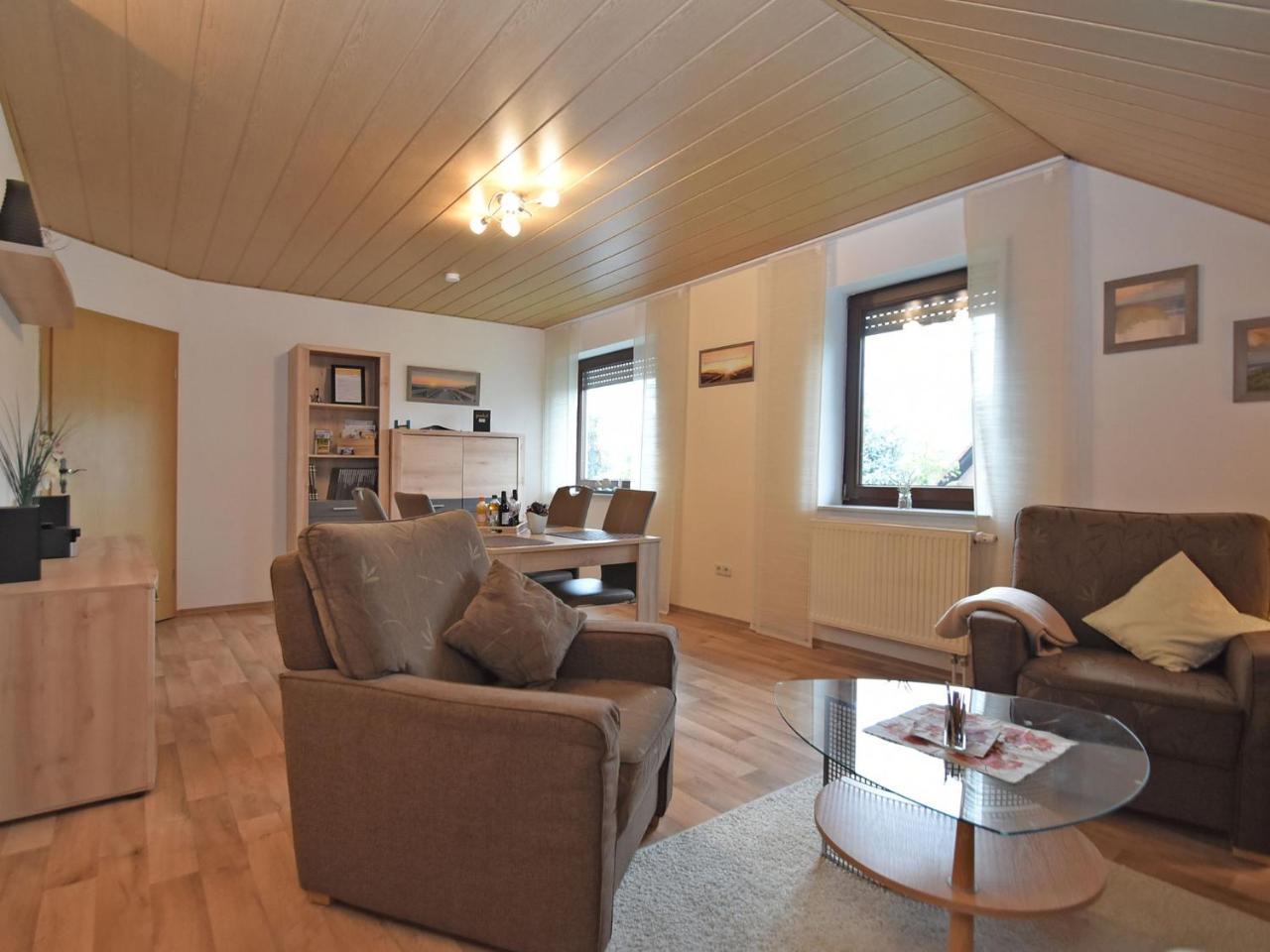 Nieheim Cozy Apartment In Merlsheim With Garden מראה חיצוני תמונה